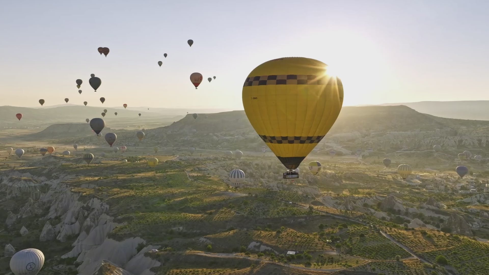 Load video: Cappadocia air balloon